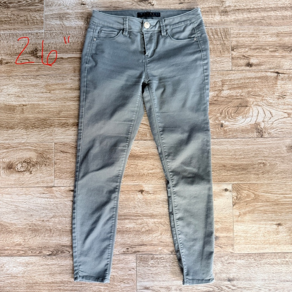 Tinsel Women's Khaki Green Skinny Pants Stretch